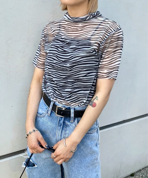 WHO'S WHO gallery（フーズフーギャラリー）の「アソート柄パワーネットTEE（その他トップス・レディース・サックスブルー/パープル/グレー/オフホワイト・FREE）」の2枚目の写真