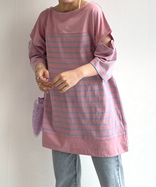 w closet（ダブルクローゼット）の「ショルダースリット切替パネルボーダーTシャツ（Tシャツ/カットソー・レディース・ホワイト×ブルー/ホワイト×ブラック/ブラック×ホワイト/ブルー系その他/ピンク系その他/ホワイト×ピンク・FREE）」の19枚目の写真