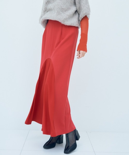 Solace（ソレイス）の「フロントフレアスカート（スカート・レディース・ホワイト/ブラック/レッド・SMALL/FREE）」の4枚目の写真