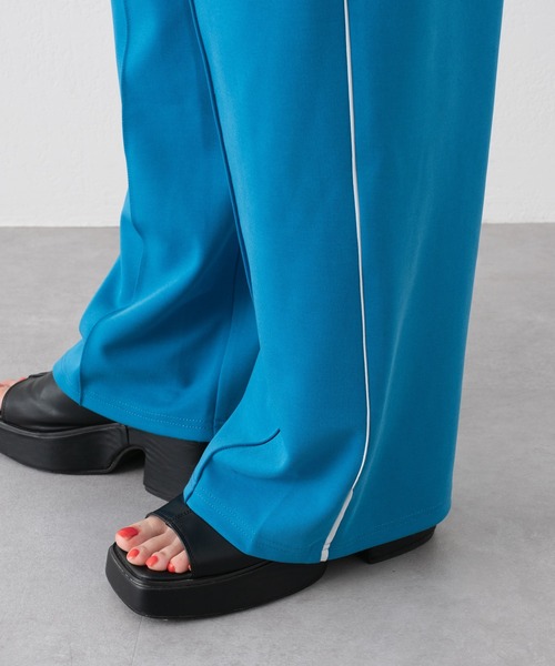 WHIMSIC（ウィムジック）の「【WHIMSIC】パイピングトラックパンツ2（その他パンツ・レディース・パープル/ピンク/ブルー/グリーン・FREE）」の6枚目の写真