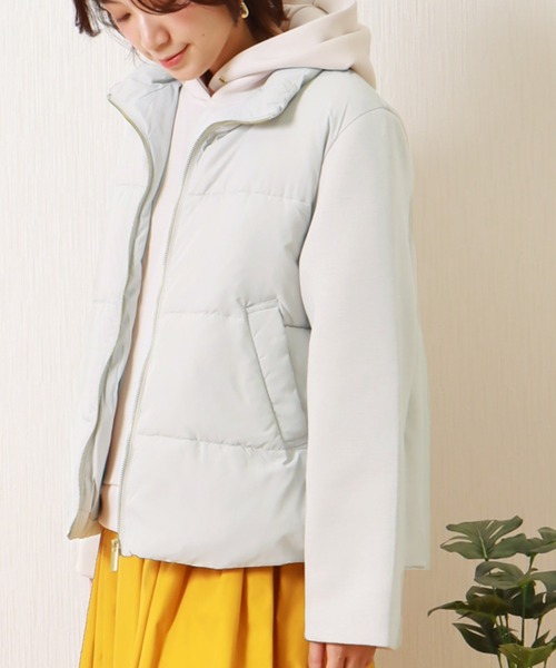 libelle more（リベル モア）の「ファイバーダウン×ダンボールカットソー異素材切替ブルゾン（ブルゾン・レディース・モカ/ネイビー/ベージュ/ライトカーキ/ブラック/グレー・M/L）」の3枚目の写真