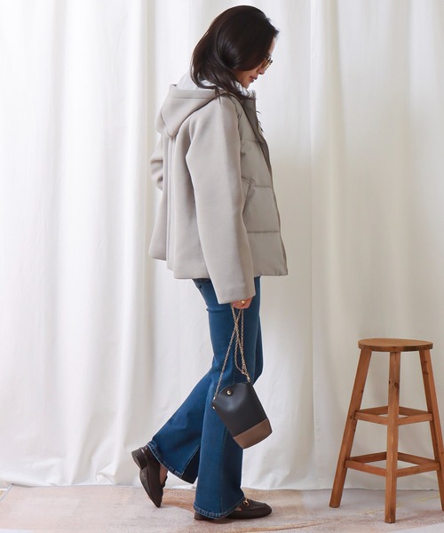 libelle more（リベル モア）の「ファイバーダウン×ダンボールカットソー異素材切替ブルゾン（ブルゾン・レディース・モカ/ネイビー/ベージュ/ライトカーキ/ブラック/グレー・M/L）」の11枚目の写真