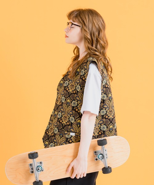 MUHET（ミュエータ）の「アソートジャガードジレ（ベスト・レディース・ブラック/ブラウン/アイボリー・MEDIUM/X-LARGE）」の8枚目の写真