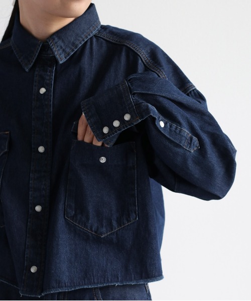 cepo（セポ）の「ショートデニムシャツ　セットアップ可能（シャツ/ブラウス・レディース・ネイビー/ブルー系2・M）」の14枚目の写真