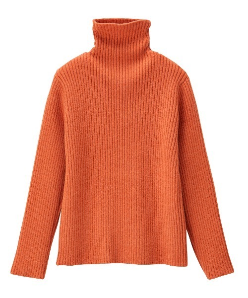 ハイネックもちもちリブニット