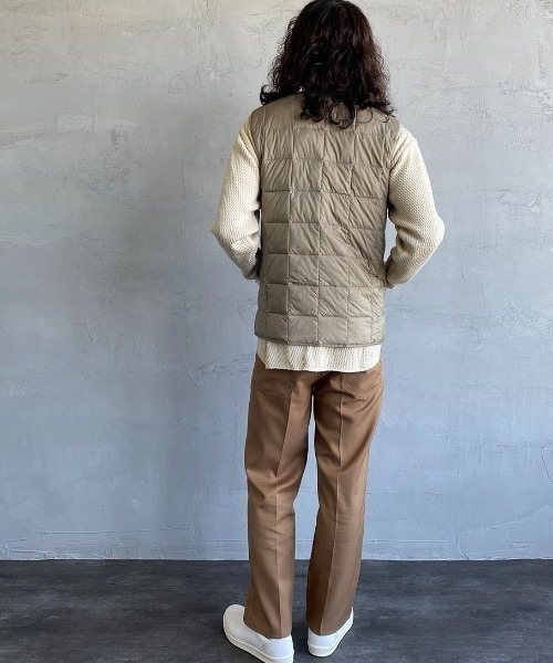 TAION（タイオン）の「【WEB限定】[TAION/タイオン] Vネック インナーダウンベスト（ダウンベスト・レディース・オフホワイト/ブラック/グレー/カーキ/ダークオリーブ・M/L/XL）」の17枚目の写真