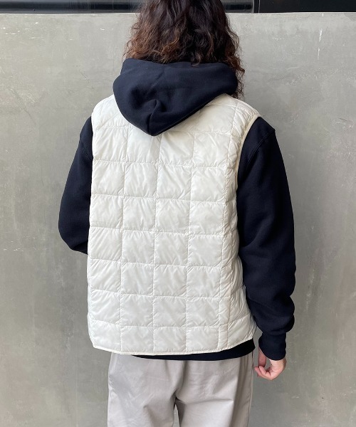 TAION（タイオン）の「【WEB限定】[TAION/タイオン] Vネック インナーダウンベスト（ダウンベスト・レディース・オフホワイト/ブラック/グレー/カーキ/ダークオリーブ・M/L/XL）」の16枚目の写真