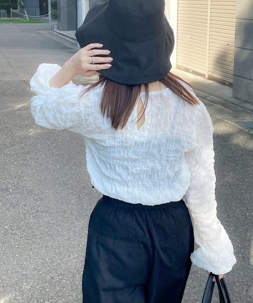 Isn't She?(イズントシー)の「クリンクルプルオーバー(Tシャツ/カットソー・レディース・アイボリー/ホワイト・FREE)」の10枚目の写真