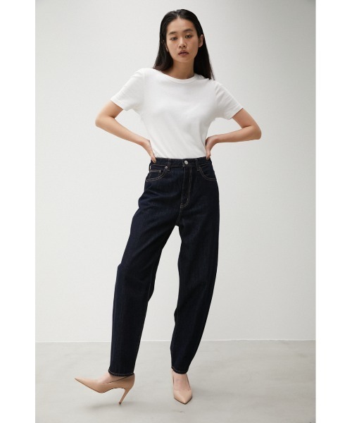 AZUL by moussy(アズールバイマウジー)の「COCOON DENIM TAPERED/コクーンデニムテーパード(デニムパンツ・レディース・ライトブラック/ワンウォッシュ・MEDIUM/LARGE)」の13枚目の写真