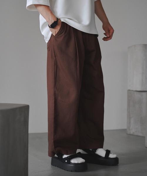 neez.（ニーズ）の「ツイルカラーワイドパンツ（その他パンツ・メンズ・テラコッタ/グリーン/ナチュラル/ブラウン・MEDIUM/LARGE/SMALL）」の2枚目の写真