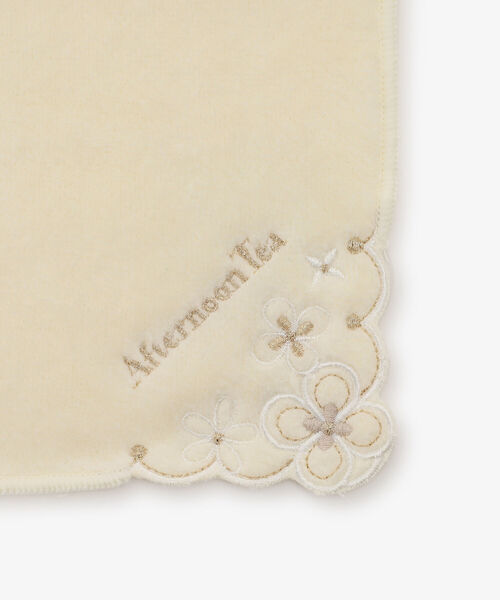 Afternoon Tea(アフタヌーンティー)の「フラワージュエリーミニミニタオル(ハンカチ/ハンドタオル・レディース・イエロー/パープル/ライトグリーン/ピンク/ブルー/ホワイト・ONE SIZE)」の13枚目の写真