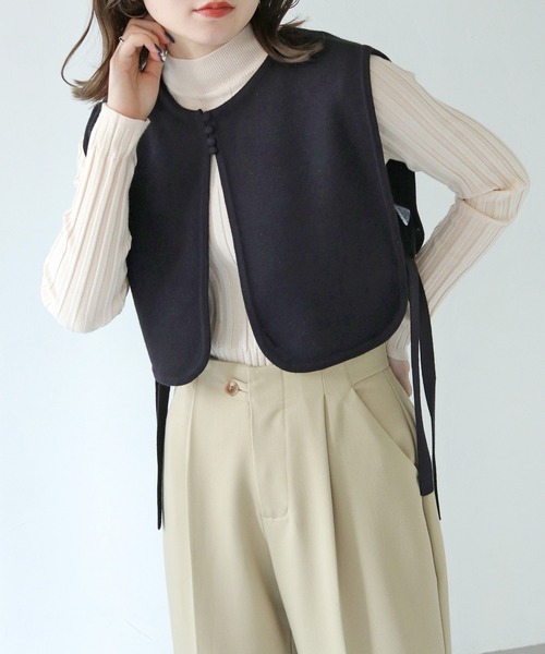 HER CLOSET（ハークローゼット）の「【shemoshelly】WEB限定配色ケープニットベスト（ベスト・レディース・ブラウン/ブラック×ホワイト/ブラック・M）」の12枚目の写真