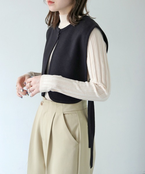 HER CLOSET（ハークローゼット）の「【shemoshelly】WEB限定配色ケープニットベスト（ベスト・レディース・ブラウン/ブラック×ホワイト/ブラック・M）」の15枚目の写真