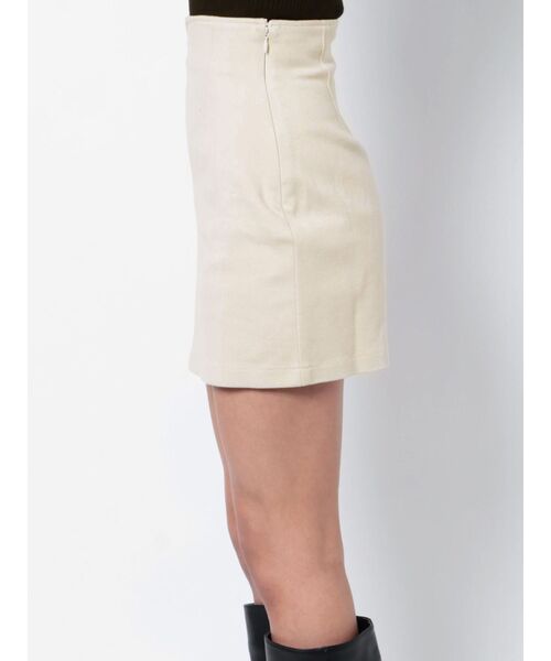 EMODA（エモダ）の「カーブウエストミニスカート（スカート・レディース・ブラック/その他/アイボリー・SMALL/MEDIUM）」の19枚目の写真