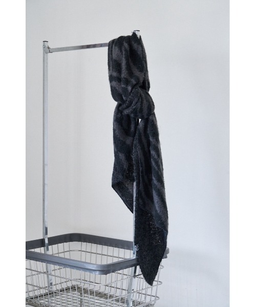 AZUL by moussy（アズールバイマウジー）の「ANIMAL PATTERN BIG MUFFLER/アニマルパターンビッグマフラー（マフラー・メンズ・ブラック系その他/グレー系その他・FREE）」の15枚目の写真