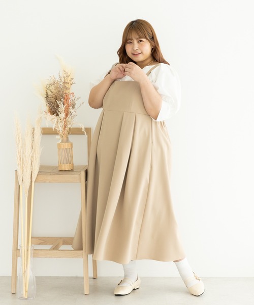 SLURR（スラ―）の「[大きいサイズ]バッククロスキャミワンピース（ワンピース・レディース・ベージュ/ブラック・L）」の3枚目の写真