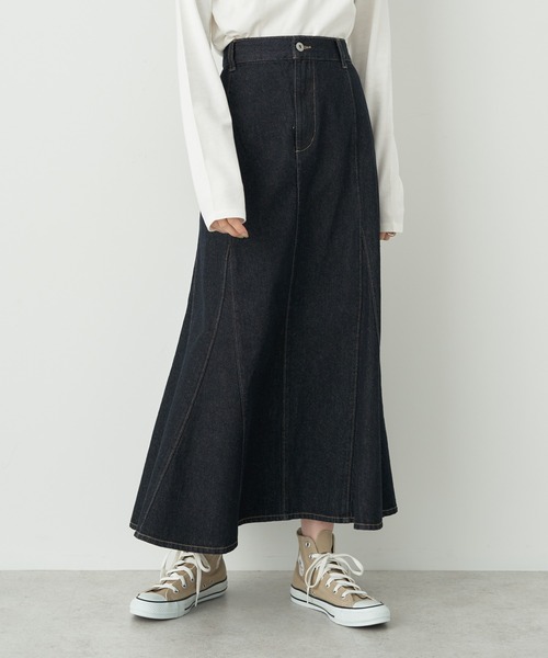 earth music&ecology(アースミュージックアンドエコロジー)の「デニムマーメイドスカート(スカート・レディース・アイボリー/サックスブルー/ダークインディゴブルー・S/M)」の3枚目の写真