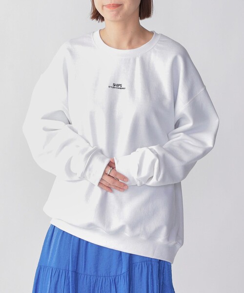 SHIPS（シップス）の「*SHIPS: STYLISH STANDARD ミニ ロゴ 刺繍 クルーネック スウェット（スウェット・メンズ・グレー/ブラック/ホワイト/ライトグレー・SMALL/MEDIUM/LARGE/X-LARGE/XX-LARGE）」の2枚目の写真