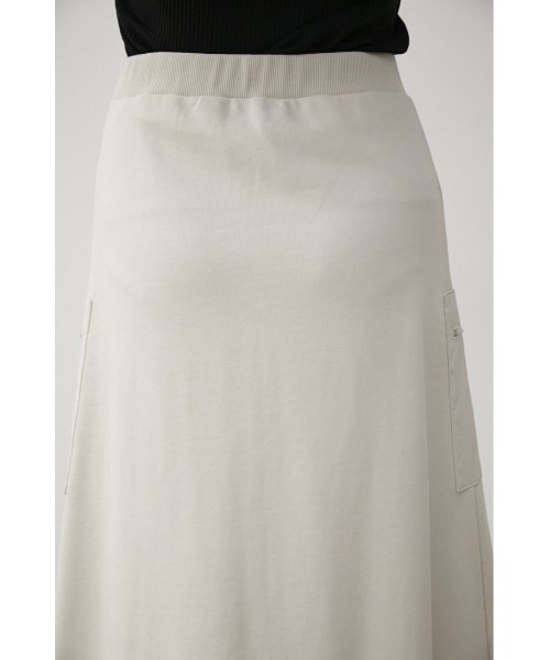 AZUL by moussy（アズールバイマウジー）の「QUILTED DETAIL LONG SKIRT/キルティングディテールロング