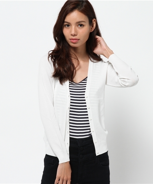 AZUL by moussy（アズールバイマウジー）の「12GR/NyUV加工V/N長袖CD（カーディガン/ボレロ・レディース・オフホワイト/ライトカーキ/ブラック/ネイビー・MEDIUM/LARGE/SMALL）」の16枚目の写真
