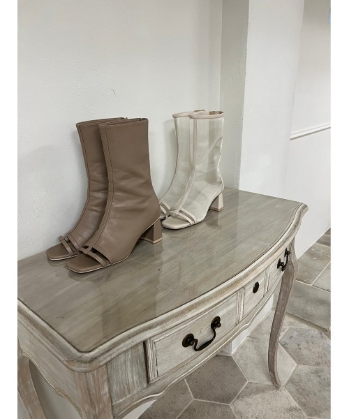 dazzlin（ダズリン）の「メッシュシアーローブーツ（ブーツ・レディース・ブラウン/ベージュ/ブラック・MEDIUM/LARGE）」の14枚目の写真