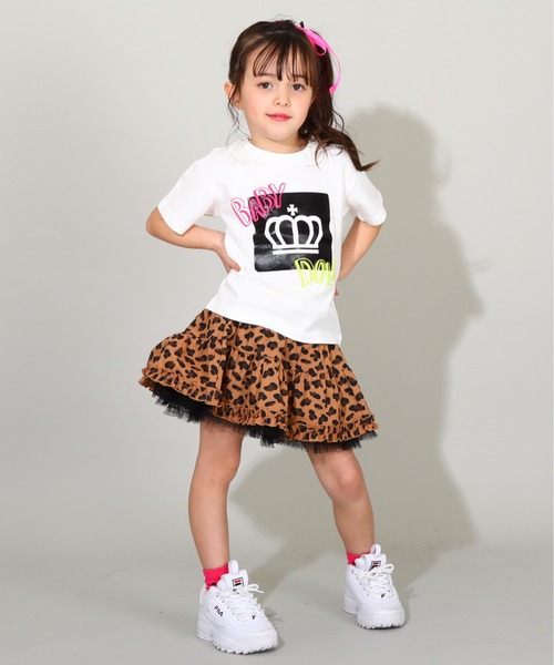 BABYDOLL（ベビードール）の「親子お揃い ネオンロゴTシャツ 8069K（Tシャツ/カットソー・キッズ・ブラック/ホワイト・130cm/140cm/120cm/150cm/80ｃｍ/110cm/90cm/100cm）」の6枚目の写真