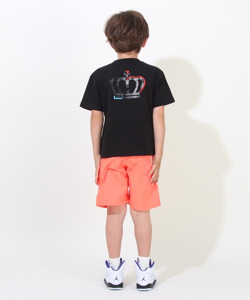 BABYDOLL（ベビードール）の「親子お揃い ネオンロゴTシャツ 8069K（Tシャツ/カットソー・キッズ・ブラック/ホワイト・130cm/140cm/120cm/150cm/80ｃｍ/110cm/90cm/100cm）」の11枚目の写真