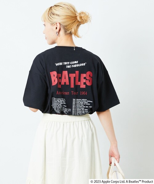 FREAK'S STORE(フリークスストア)の「【限定展開】THE BEATLES/ザ・ビートルズ 別注TOUR Tシャツ(Tシャツ/カットソー・レディース・ブラック/グレー/ピンク/オフホワイト・フリ-)」の7枚目の写真