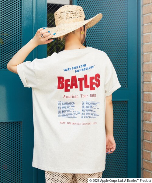 FREAK'S STORE(フリークスストア)の「【限定展開】THE BEATLES/ザ・ビートルズ 別注TOUR Tシャツ(Tシャツ/カットソー・レディース・ブラック/グレー/ピンク/オフホワイト・フリ-)」の9枚目の写真