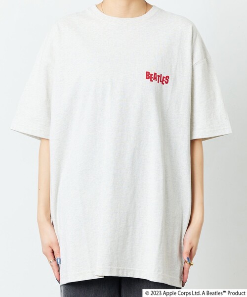 FREAK'S STORE(フリークスストア)の「【限定展開】THE BEATLES/ザ・ビートルズ 別注TOUR Tシャツ(Tシャツ/カットソー・レディース・ブラック/グレー/ピンク/オフホワイト・フリ-)」の13枚目の写真