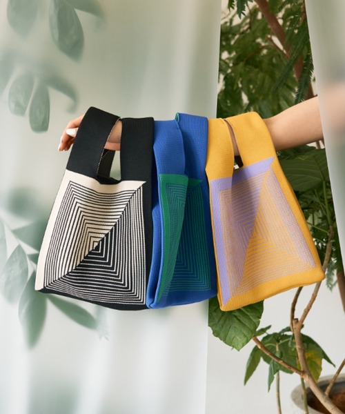 Solace（ソレイス）の「幾何学柄ニットバッグ（ハンドバッグ・レディース・ブルー/イエロー/ブラック・FREE）」の5枚目の写真