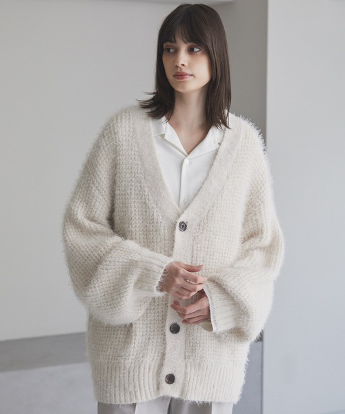 cussil（クシル）の「【cussil/クシル】モヘアライクヘビーニット バルーンワイドスリーブカーディガン（カーディガン/ボレロ・メンズ・アイボリー/ネイビー/ブラック・M/S）」の8枚目の写真