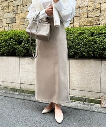 バックスリットナロースカート