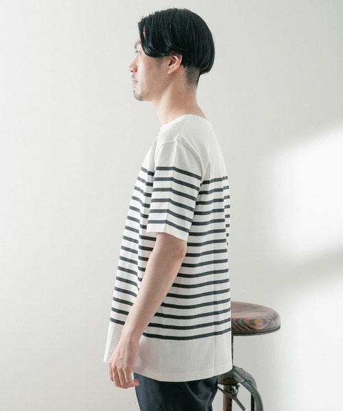 ITEMS URBANRESEARCH（アイテムズ アーバンリサーチ）の「パネルボーダーバスク Tシャツ（Tシャツ/カットソー・メンズ・グリーン/ブラック/ネイビー・MEDIUM/LARGE）」の17枚目の写真