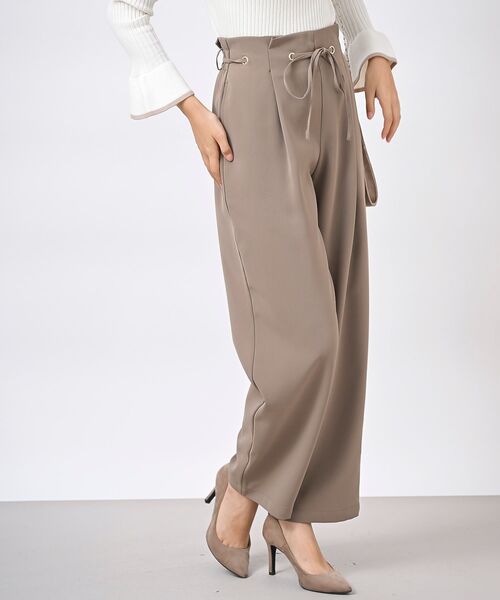 rps（アールピーエス）の「ハイウエストハトメタックパンツ（その他パンツ・レディース・ブラック/ベージュ/ブルー/グリーン/チャコールグレー/ブラウン/ダークベージュ/ネイビー/オレンジ/オフホワイト/ベージュ系その他・フリー/L/M）」の4枚目の写真