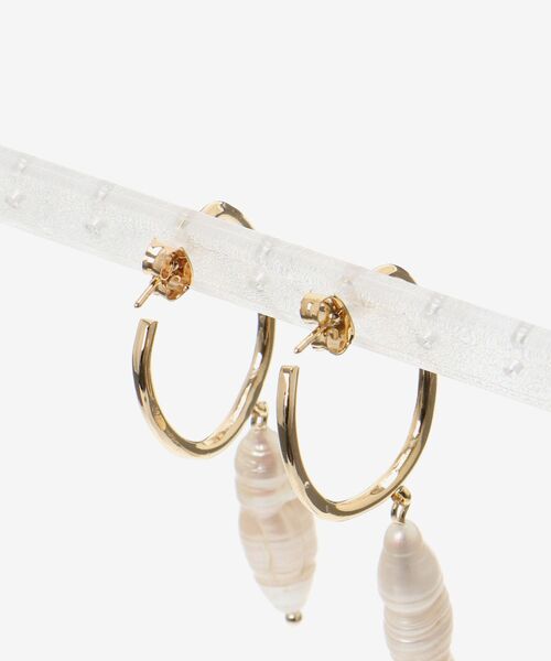 MAJESTIC LEGON(マジェスティックレゴン)の「ポイントモチーフピアス(ピアス(両耳用)・レディース・A/C・FREE)」の4枚目の写真