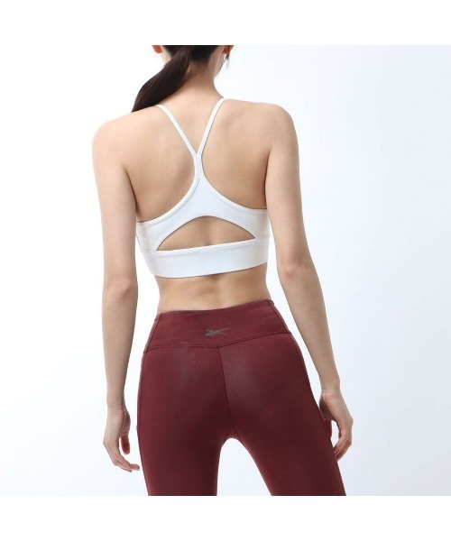 Reebok(リーボック)の「ワークアウト レディ スポーツブラ / Workout Ready Sports Bra(スポーツブラ・レディース・ブラック/ピンク/ブルー/ネイビー/ホワイト/ライトブルー/トップグレー・SMALL/MEDIUM/LARGE/X-LARGE/XX-LARGE/X-SMALL)」の8枚目の写真