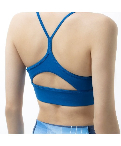 Reebok(リーボック)の「ワークアウト レディ スポーツブラ / Workout Ready Sports Bra(スポーツブラ・レディース・ブラック/ピンク/ブルー/ネイビー/ホワイト/ライトブルー/トップグレー・SMALL/MEDIUM/LARGE/X-LARGE/XX-LARGE/X-SMALL)」の19枚目の写真