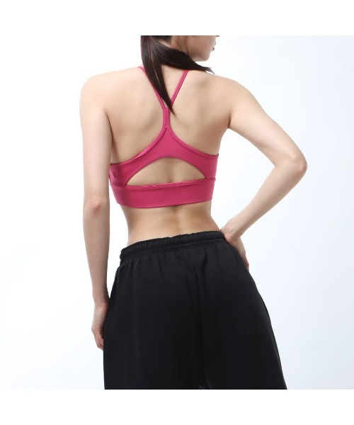 Reebok(リーボック)の「ワークアウト レディ スポーツブラ / Workout Ready Sports Bra(スポーツブラ・レディース・ブラック/ピンク/ブルー/ネイビー/ホワイト/ライトブルー/トップグレー・SMALL/MEDIUM/LARGE/X-LARGE/XX-LARGE/X-SMALL)」の21枚目の写真