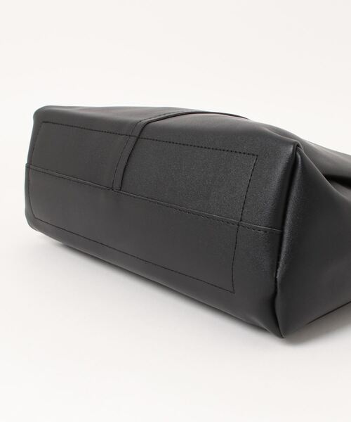 LOPASS（ロパス）の「ポーチ付きショルダーバッグ（ショルダーバッグ・レディース・ブラック/アイボリー/ブラウン・FREE）」の6枚目の写真