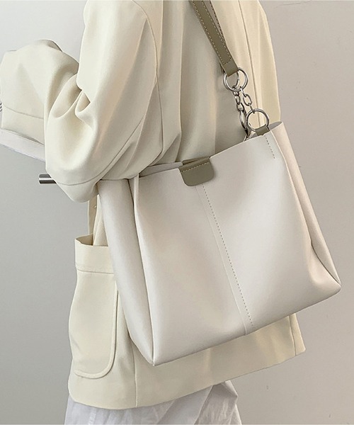 LOPASS（ロパス）の「ポーチ付きショルダーバッグ（ショルダーバッグ・レディース・ブラック/アイボリー/ブラウン・FREE）」の2枚目の写真