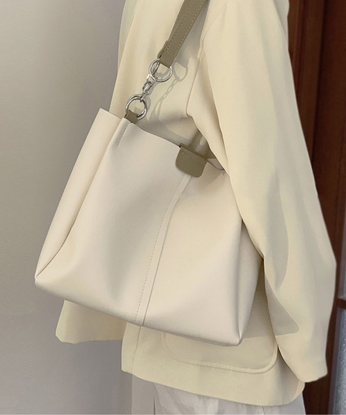 LOPASS（ロパス）の「ポーチ付きショルダーバッグ（ショルダーバッグ・レディース・ブラック/アイボリー/ブラウン・FREE）」の12枚目の写真