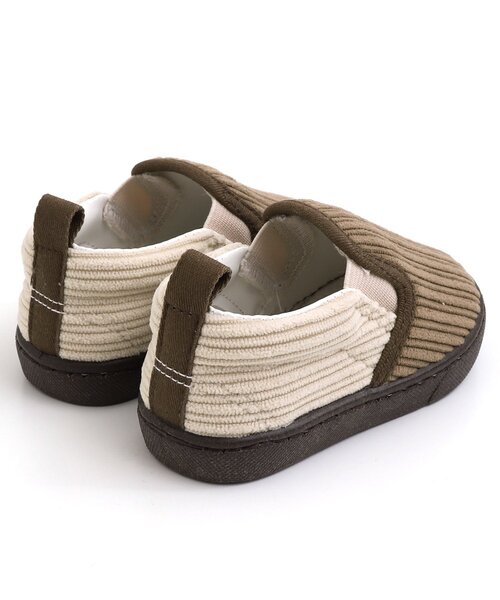 Ampersand(アンパサンド)の「バラエティスリッポン無地(スニーカー・キッズ・ベージュ/ピンク/ブラウン/ブラック/ブルー・13/14/15 /16/17/18/19/20)」の13枚目の写真