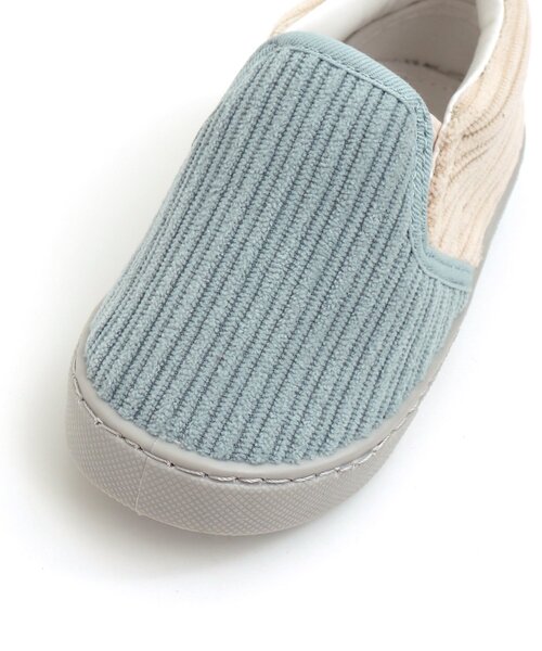 Ampersand(アンパサンド)の「バラエティスリッポン無地(スニーカー・キッズ・ベージュ/ピンク/ブラウン/ブラック/ブルー・13/14/15 /16/17/18/19/20)」の14枚目の写真