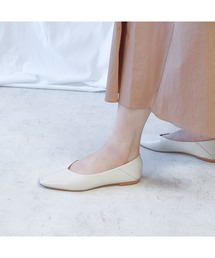 バレエシューズ（ホワイト/白色系・レザー・本革）ファッション