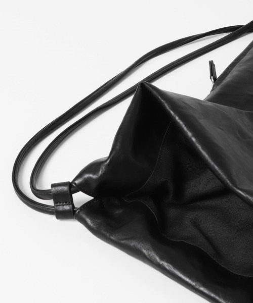 KBF（ケイビーエフ）の「ワンハンドルナップサック（ショルダーバッグ・レディース・アイボリー/ブラック・ONE）」の20枚目の写真