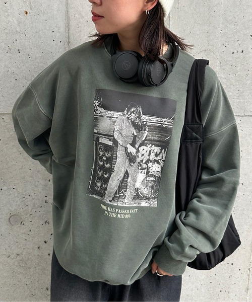 kutir(クティール)の「アソートピグメントスウェットプルオーバー(スウェット・レディース・カーキ/ネイビー/チャコールグレー/スモークグレー・FREE)」の3枚目の写真