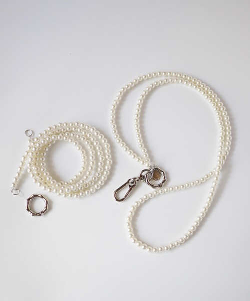 PICCIN（ピッチン）の「2連パールショルダーストラップ（スマホケース/カバー・レディース・ホワイト・FREE）」の4枚目の写真