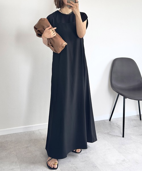 週末値下げ！Mamekurogouchi キャミソールワンピース ネイビー 週末値下げ！Mamekurogouchi キャミソールワンピース ネイビー