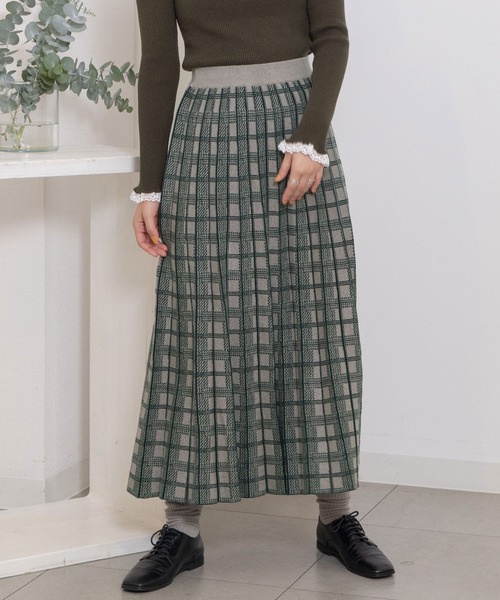 POU DOU DOU（プードゥドゥ）の「チェックプリーツニットスカート（スカート・レディース・ブラック/ブラウン/グレー・3）」の7枚目の写真